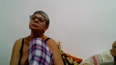 couple online show from 12.21.24