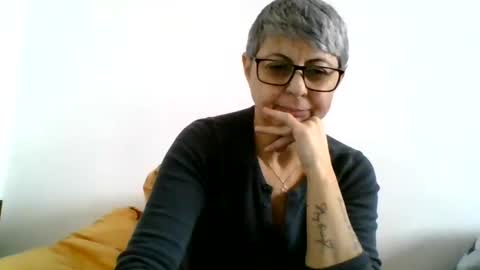 couple online show from 12.31.24