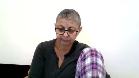 couple online show from 01.18.25