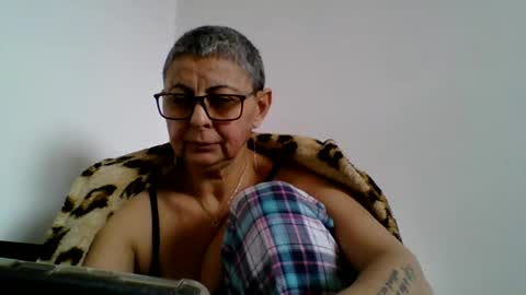 couple online show from 01.25.25