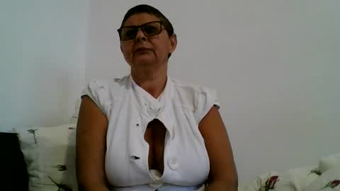 couple online show from 09.29.25