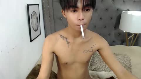 Snapshot of cuppycupcake_2 chatting on 10.26.25 Xyrien online show from 10.26.25