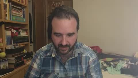 curiosillo1983 online show from 12.22.25