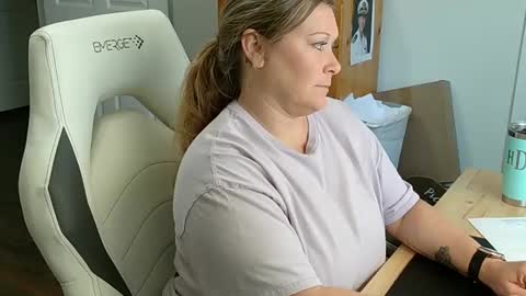 curious couple online show from 02.03.25