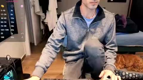 Snapshot of curiousgenie chatting on 02.19.26 curiousgenie online show from 02.19.26