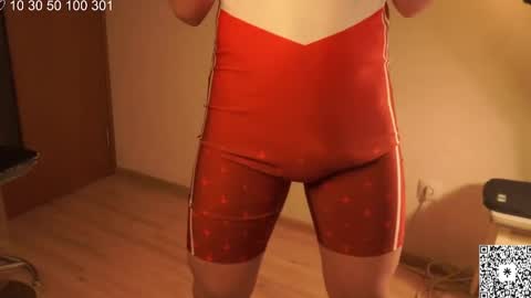 Snapshot of curlyboyy_ chatting on 02.25.25 Mike pvt is open online show from 02.25.25
