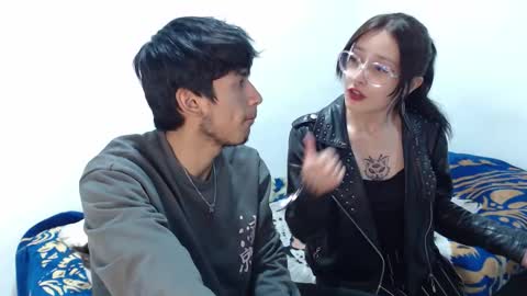 Snapshot of curselovers28 chatting on 12.01.25 curselovers28 online show from 12.01.25