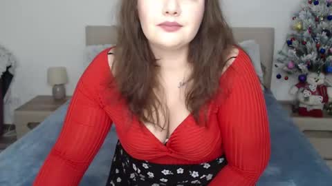 curvyanna13 online show from 12.13.24