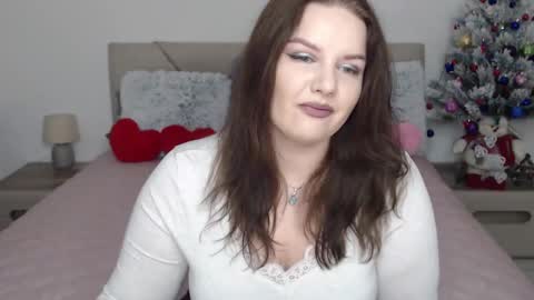curvyanna13 online show from 12.25.24