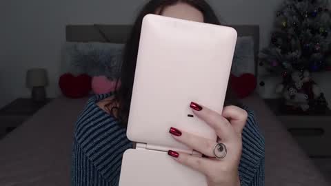 curvyanna13 online show from 12.29.24