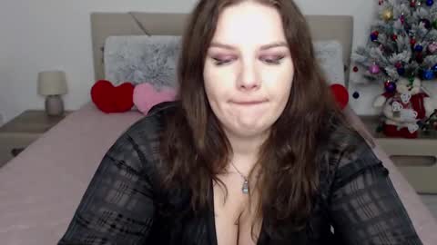 curvyanna13 online show from 01.05.25