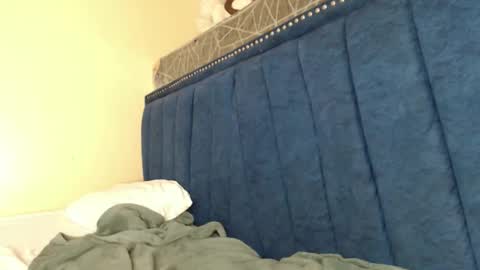 Snapshot of curvyjoan chatting on 02.18.26 curvyjoan online show from 02.18.26