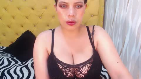 Julieth online show from 09.18.25