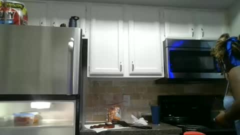 curvyychocolate online show from 01.19.25