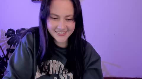 Vivi  online show from 11.09.25