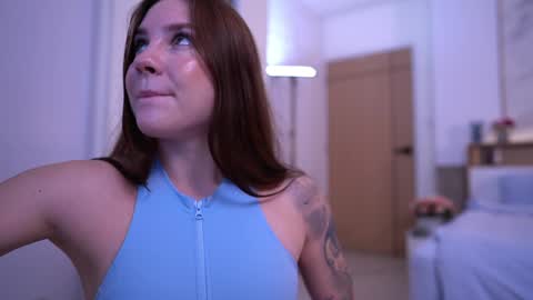 Snapshot of cute__foxy chatting on 10.14.25 Foxy online show from 10.14.25