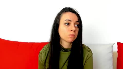 Snapshot of cute_angel95 chatting on 02.24.25 cute_angel95 online show from 02.24.25