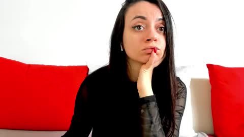Snapshot of cute_angel95 chatting on 02.28.25 cute_angel95 online show from 02.28.25