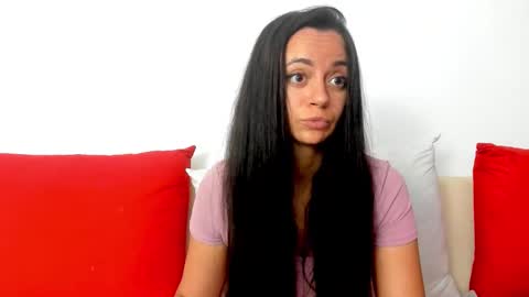 Snapshot of cute_angel95 chatting on 09.09.25 cute_angel95 online show from 09.09.25