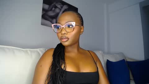 Liya online show from 02.18.25