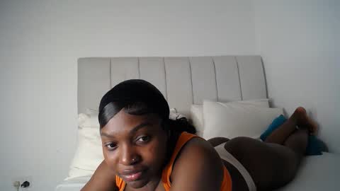 Liya online show from 09.15.25