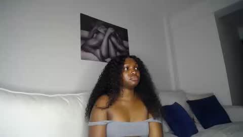 Liya online show from 11.28.25