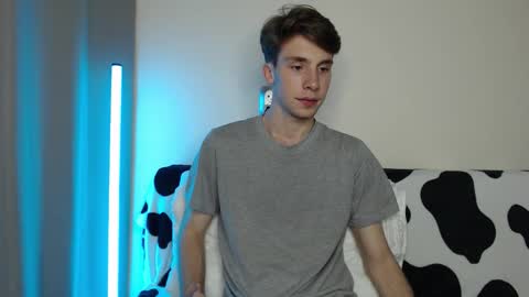 Snapshot of cute_brian chatting on 09.25.25 Im Brian online show from 09.25.25