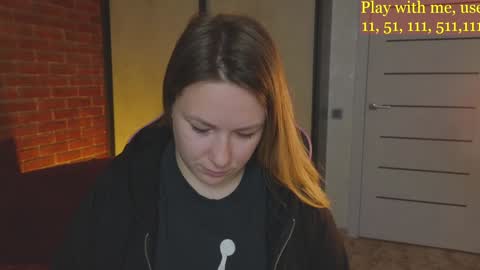 Everyday stream in the same time online show from 12.03.24