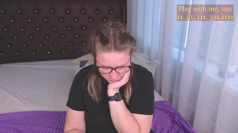 Snapshot of cute_darina chatting on 06.20.26 Everyday stream in the same time online show from 06.20.26