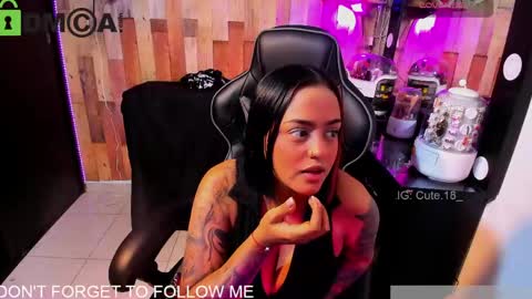    Independent Model online show from 04.15.26