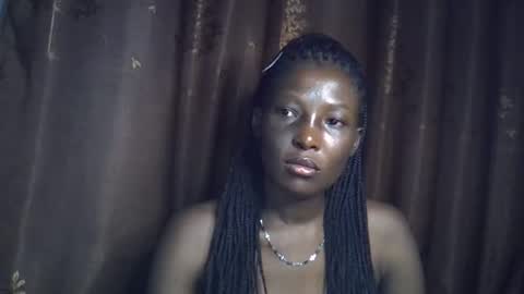 cute_emmy1 online show from 10.28.25