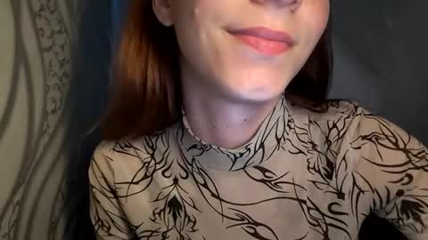 cute_foxis online show from 06.15.26