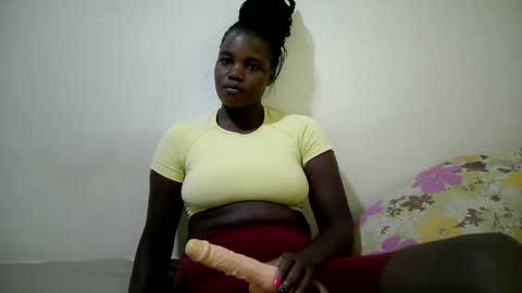 cute_heaven online show from 10.02.25