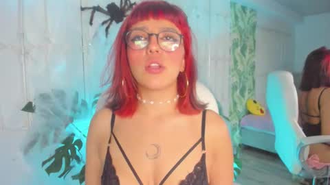 Sofa  online show from 10.13.25