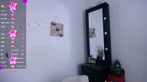 Cute horny1 online show from 12.15.25