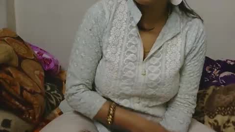 kashmira online show from 11.24.25