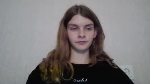 Snapshot of cute_kitte chatting on 12.15.24 cute_kitte online show from 12.15.24