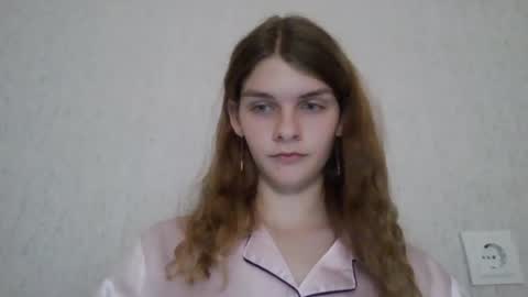 Snapshot of cute_kitte chatting on 12.15.24 cute_kitte online show from 12.15.24
