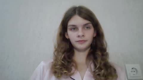 Snapshot of cute_kitte chatting on 12.22.24 cute_kitte online show from 12.22.24