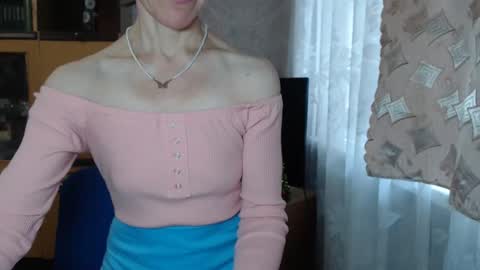 cute_lion_ online show from 12.29.24