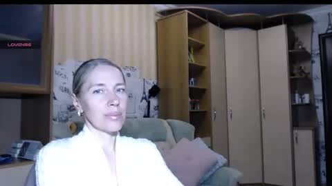 cute_lion_ online show from 11.07.25