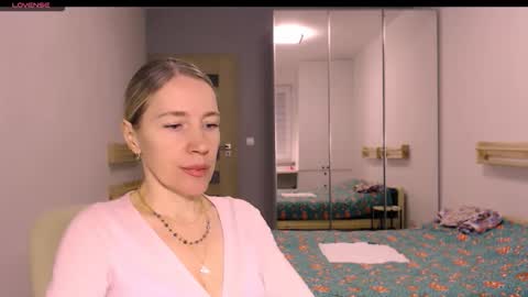 cute_lion_ online show from 01.07.26