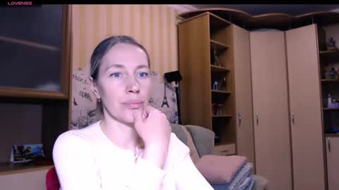 cute_lion_ online show from 02.14.26