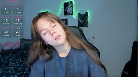 Snapshot of cute_little_ass chatting on 10.03.25 Emily online show from 10.03.25