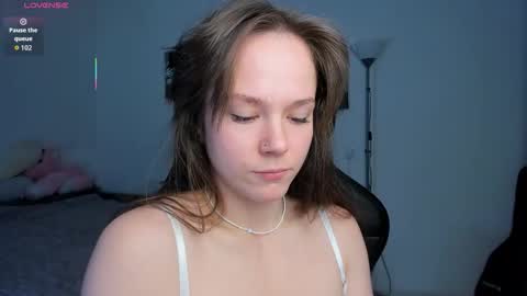 Snapshot of cute_little_ass chatting on 10.15.25 Emily online show from 10.15.25