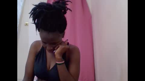 Snapshot of cute_lizah chatting on 01.16.25 cute_lizah online show from 01.16.25