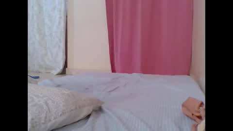 Snapshot of cute_lizah chatting on 02.13.25 cute_lizah online show from 02.13.25