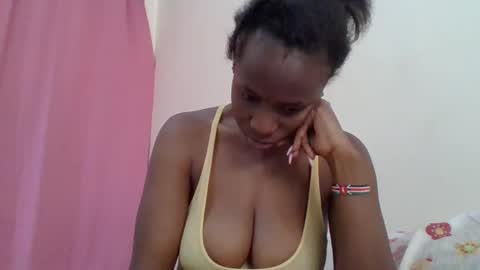 Snapshot of cute_lizah chatting on 02.20.25 cute_lizah online show from 02.20.25