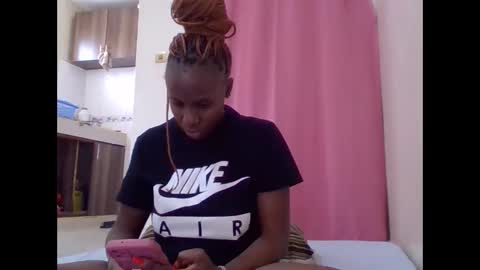 Snapshot of cute_lizah chatting on 03.03.25 cute_lizah online show from 03.03.25