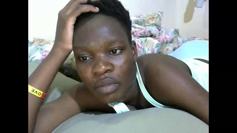 Snapshot of cute_marion chatting on 10.27.25 cute_marion online show from 10.27.25